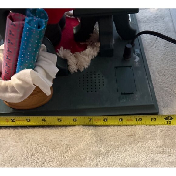 Holiday Creations Animated Santa 1994 Painting Lighted 1994 READ - Picture 13 of 15